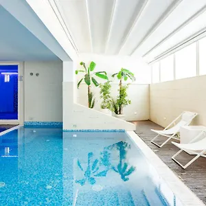 Отель L'hotel Римини